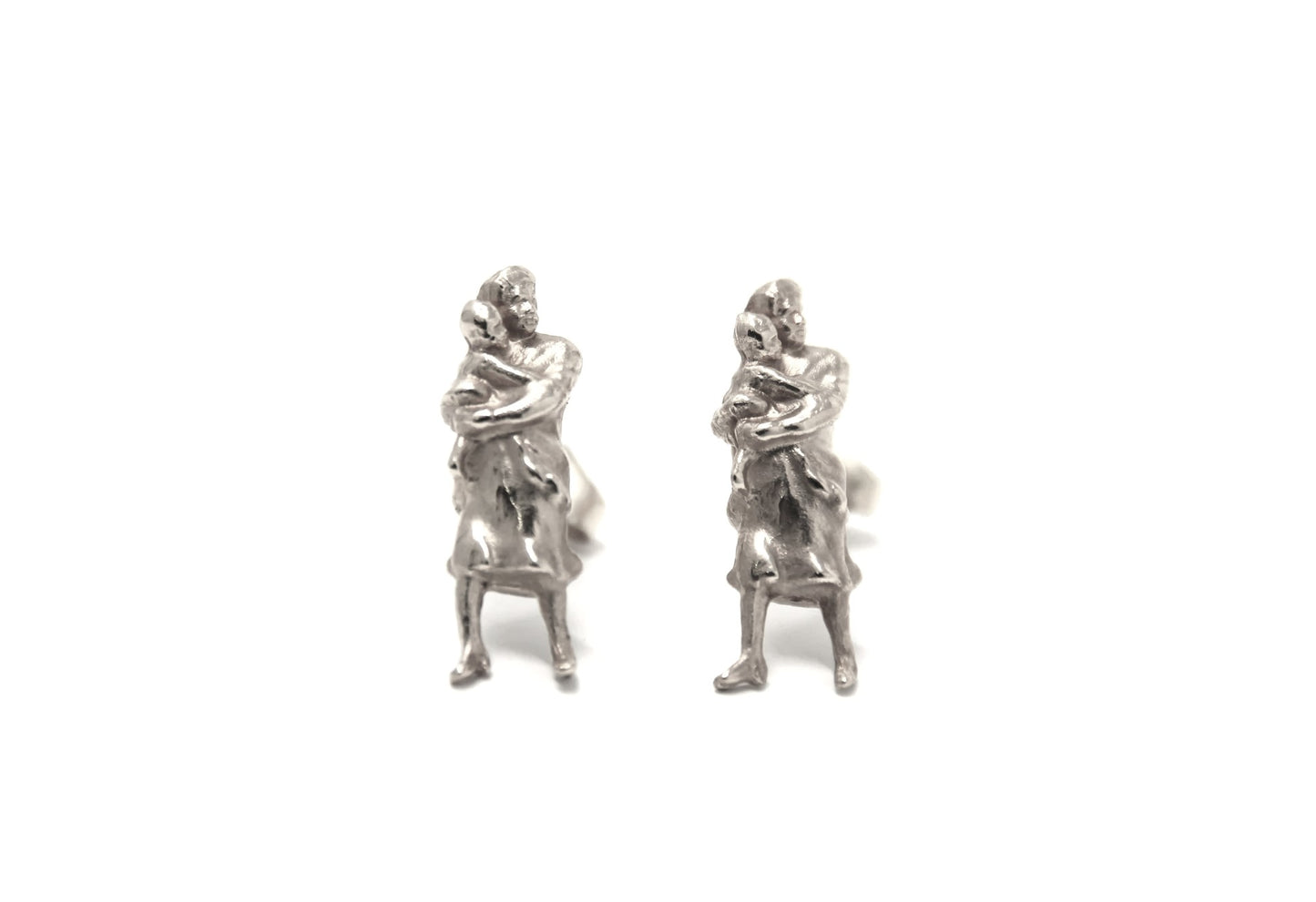 Hera Studs